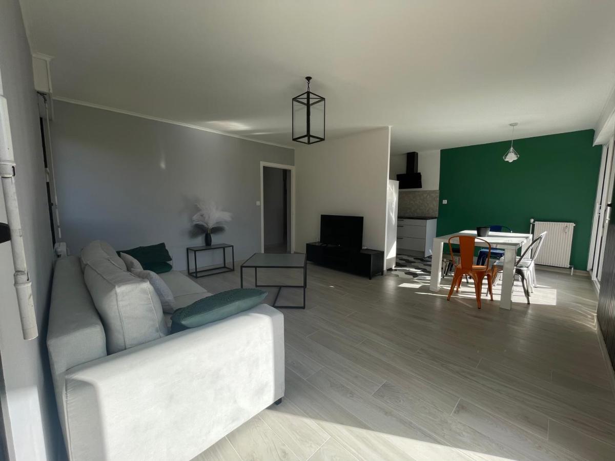 Appartamento La Montagne Ca Vous Gagne ! Cluses Esterno foto